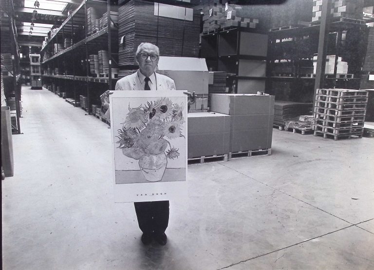 Voorzitter Henk Beukhof en “Verkerke specialist” Rien Heijting in gesprek met René  Hazeleger